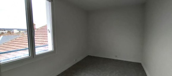 Квартира с 3 спальнями в Нуайон, Франция № 66267 5