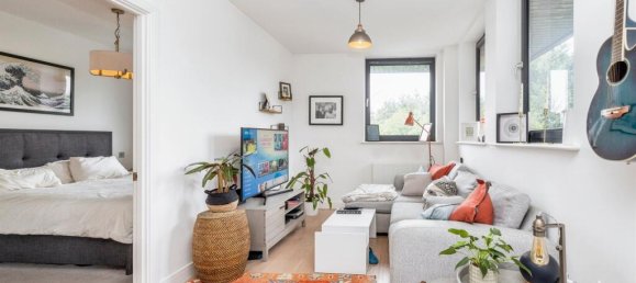 1 bedroom Apartment in Bushey, United Kingdom No. 6240 11