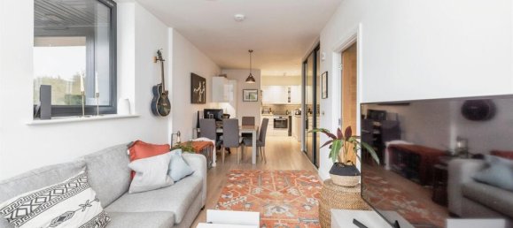 1 bedroom Apartment in Bushey, United Kingdom No. 6240 13