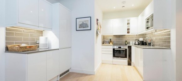 1 bedroom Apartment in Bushey, United Kingdom No. 6240 6