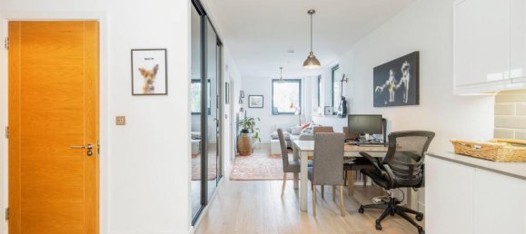 1 bedroom Apartment in Bushey, United Kingdom No. 6240 3