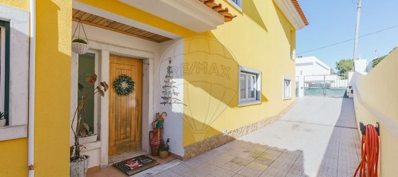 3 bedrooms House in Cascais, Portugal No. 157450 9