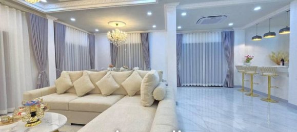 6 bedrooms Villa in Bang Lamung, Thailand No. 27297 4