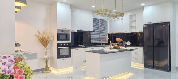 6 bedrooms Villa in Bang Lamung, Thailand No. 27297 5
