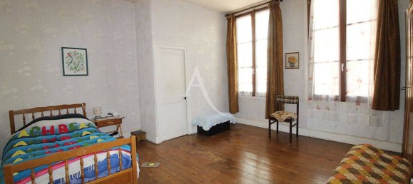 4 bedrooms House in Loir-et-Cher, France No. 77601 4