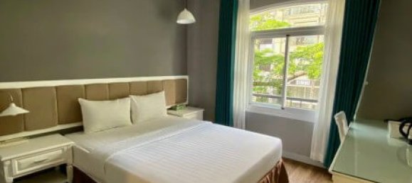 324m² House in District 7, Vietnam No. 7479 4