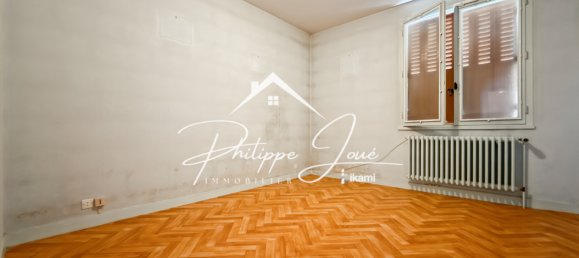 3 bedrooms House in Saint-Clement, France No. 306086 5