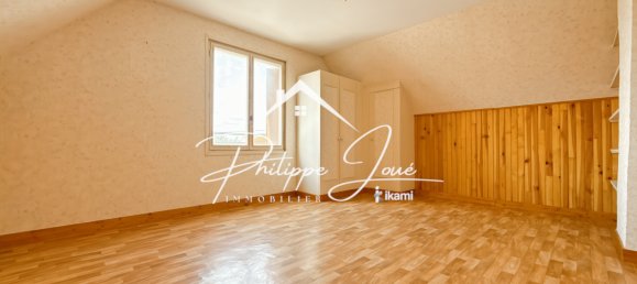 3 bedrooms House in Saint-Clement, France No. 306086 8