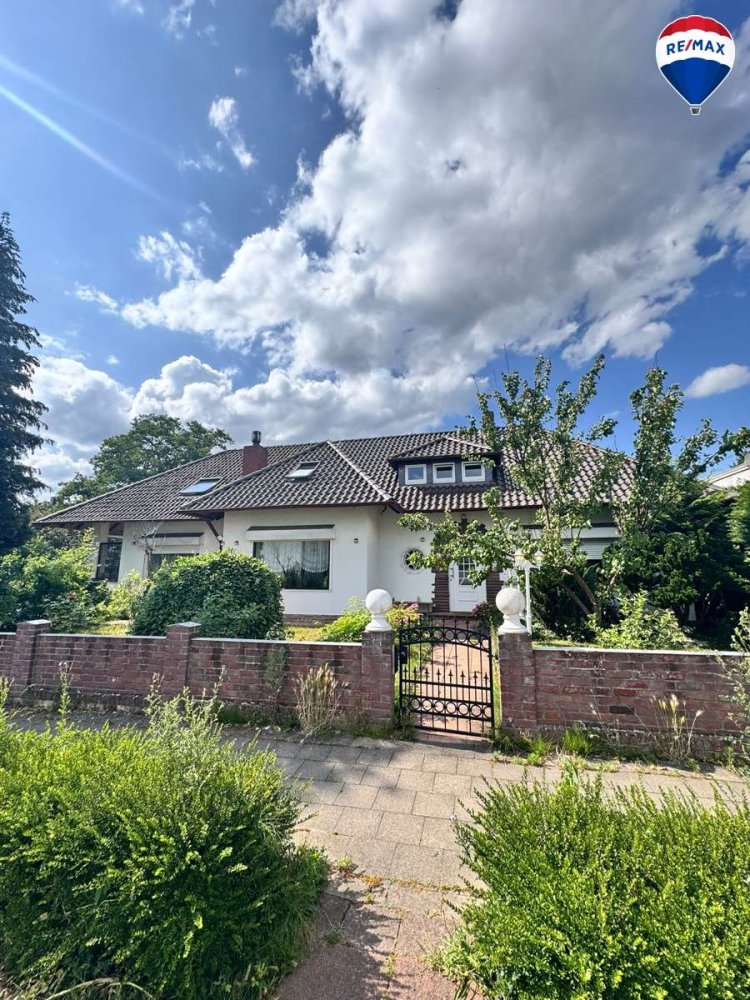 7 bedrooms Bungalow in Minden-Lubbecke, Germany No. 223969