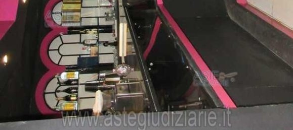 1080m² Commercial property in Monsummano Terme, Italy No. 91860 6