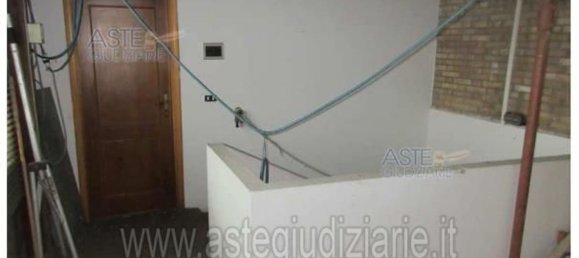 1080m² Commercial property in Monsummano Terme, Italy No. 91860 43