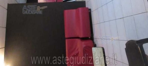 1080m² Commercial property in Monsummano Terme, Italy No. 91860 27