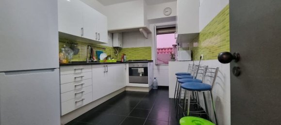 5 bedrooms Apartment in Lisbon, Portugal No. 94086 9