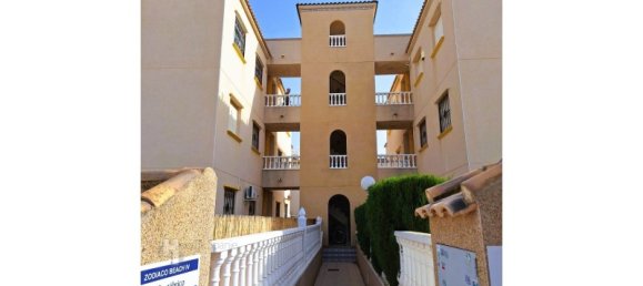2 bedrooms Penthouse in Alicante, Spain No. 17689 16