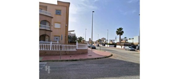 2 bedrooms Penthouse in Alicante, Spain No. 17689 15