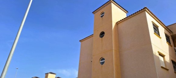 2 bedrooms Penthouse in Alicante, Spain No. 17689 17