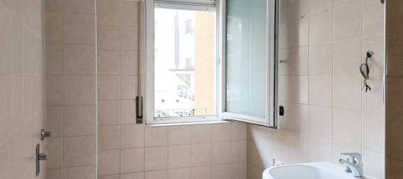 Apartamento T2 em Busto Arsizio, Italy N.º 87694 13