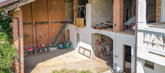 6-Zimmer Haus in Ivrea, Italy, Nr. 261603 38