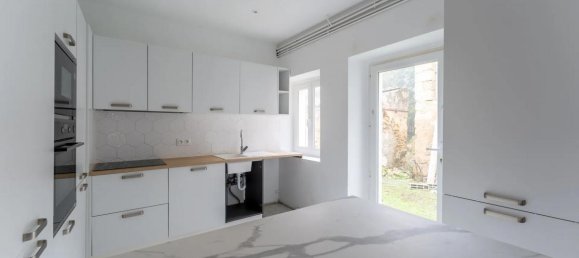 3 bedrooms House in Carignan-de-Bordeaux, France No. 102289 2