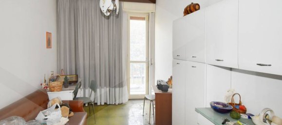 Apartamento de 4 divisões em Parabiago, Italy N.º 29857 12