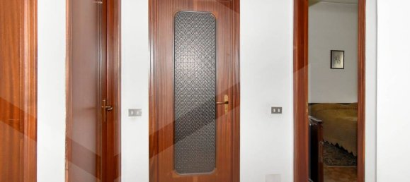 Apartamento de 4 divisões em Parabiago, Italy N.º 29857 8