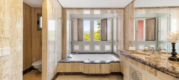 3 bedrooms Penthouse in Marbella, Spain No. 4660 21