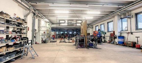 Almacén en Mezzolombardo, Italy 1680 m² No. 229872 6