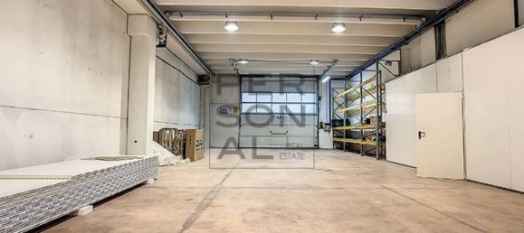 Almacén en Mezzolombardo, Italy 1680 m² No. 229872 4