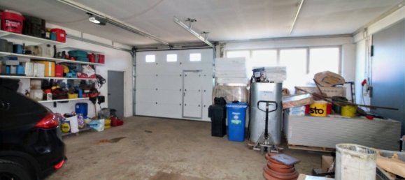 Edificio de 5 habitaciónes en Zollernalbkreis, Germany No. 18388 11