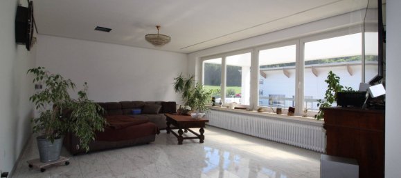 Edificio de 5 habitaciónes en Zollernalbkreis, Germany No. 18388 4