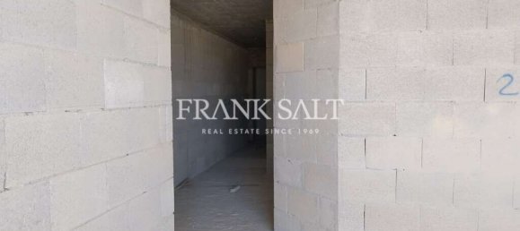 2 bedrooms Apartment in Xaghra, Malta No. 995 5