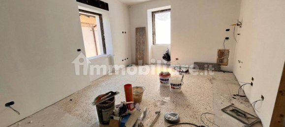 2 bedrooms Apartment in Carugo, Italy No. 335009 10