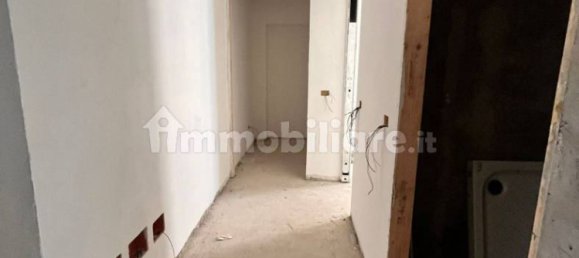2 bedrooms Apartment in Carugo, Italy No. 335009 22