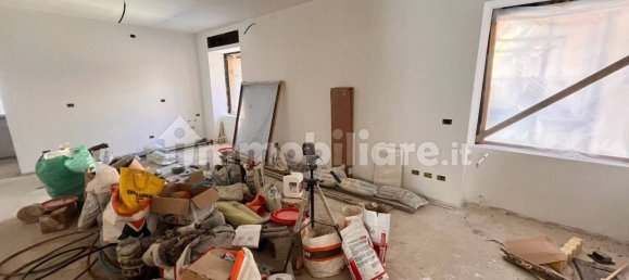 2 bedrooms Apartment in Carugo, Italy No. 335009 5