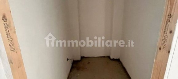 2 bedrooms Apartment in Carugo, Italy No. 335009 21