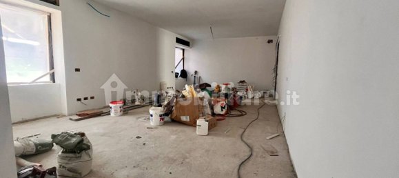 2 bedrooms Apartment in Carugo, Italy No. 335009 33