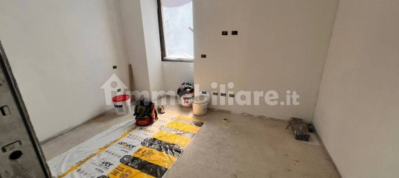 2 bedrooms Apartment in Carugo, Italy No. 335009 4