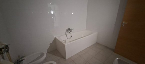 Квартира с 6 комнатами в Таранто, Италия № 266503 25