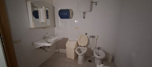 Квартира с 6 комнатами в Таранто, Италия № 266503 27