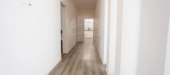 3 bedrooms House in Coruche, Portugal No. 20105 28