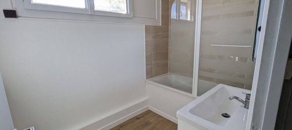 Вилла с 3 спальнями в Бурж, Франция № 45004 9