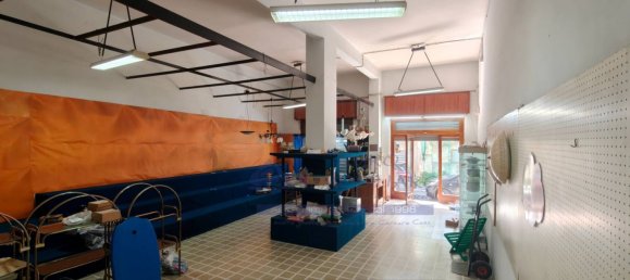 1-salle Propriété commerciale à Maddaloni, Italy No. 343054 2