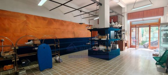 1-salle Propriété commerciale à Maddaloni, Italy No. 343054 3