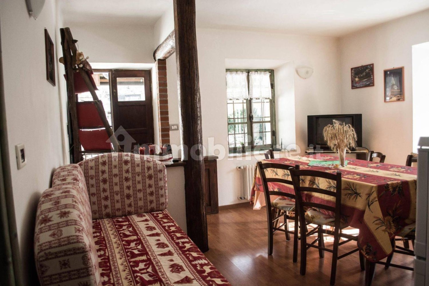 3 bedrooms Apartment in Roure, Italy No. 251488