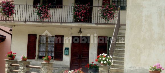 3 bedrooms Apartment in Roure, Italy No. 251488 12