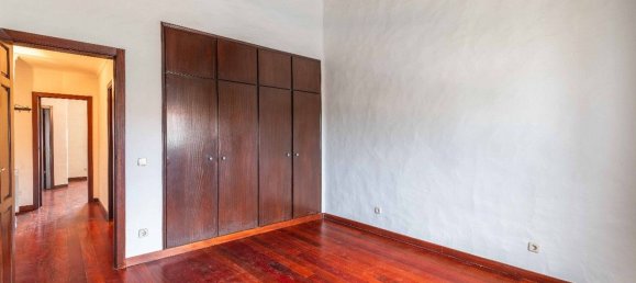 5 bedrooms House in Guia, Portugal No. 143783 16