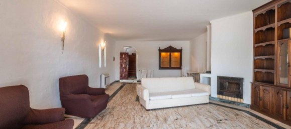 5 bedrooms House in Guia, Portugal No. 143783 2