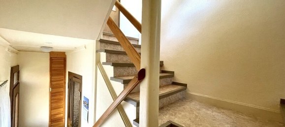 Moradia em banda de 7 divisões em Gotha, Germany N.º 66360 7