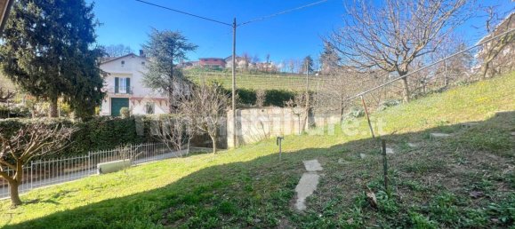 3 bedrooms Villa in Alba, Italy No. 191947 92