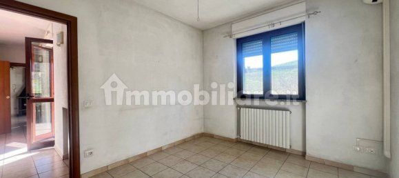 3 bedrooms Villa in Alba, Italy No. 191947 12